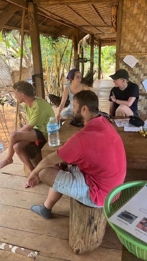 Somphone Homestay Breakfast And Dinner Included Muang Thateng Esterno foto