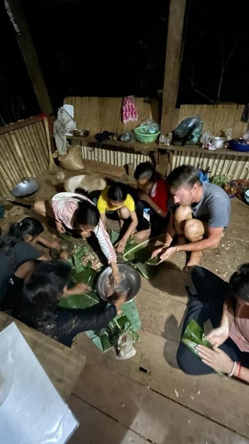 Somphone Homestay Breakfast And Dinner Included Muang Thateng Esterno foto